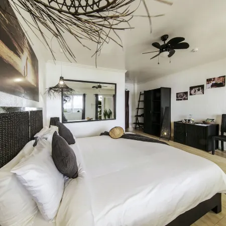 Ocean Vida Beach and Dive Resort