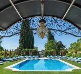 Byblos Art Hotel Villa Amista - Pools