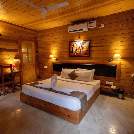 Grand Vatika Resort