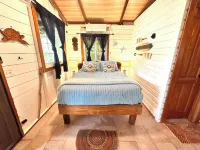 REEF HOUSE: Waterfront, Caribbean Paradise Jungle Cabin in Bastimentos w/ AC - 3-Star