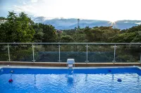 Hotel Pance 122 Wellness Spa - مسبح على السطح