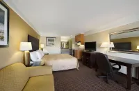 Studio 6 Suites Hinesville, GA - Parking