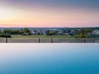 Novotel Amboise - Pools