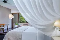 Le Domaine Oro, Series by Marriott - bars