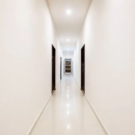 Hotel Khatushyam Residency