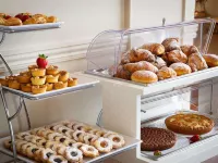 HNN Luxury Suites - sarapan