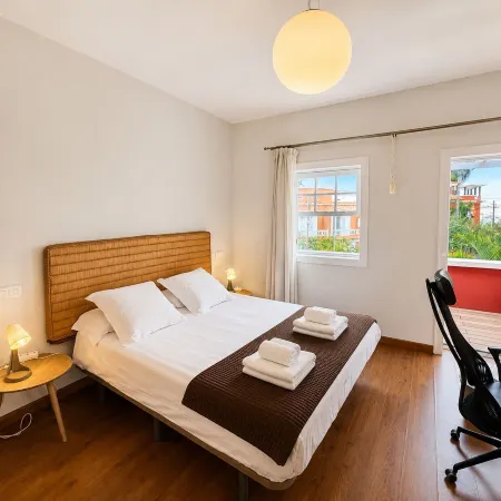 COLIVING CON COWORKING LIMPIEZA Y CAFÉ
