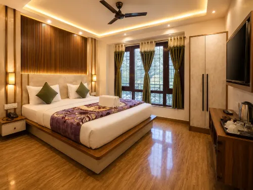 Green Forest View - 2-Star