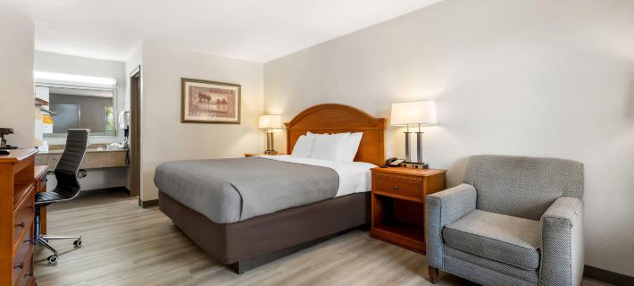 Quality Inn Battleboro - Rocky Mount Hotels in Edgecombe County