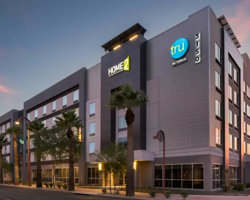 Home2 Suites by Hilton Phoenix Midtown Отели рядом с достопримечательностью «Энканто»