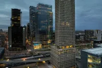 Moxy Montreal Downtown - parking