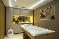 Renaissance Aix-en-Provence Hotel - Spa