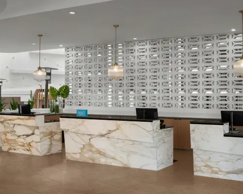 Embassy Suites by Hilton Phoenix Biltmore Khu vực công cộng Photos