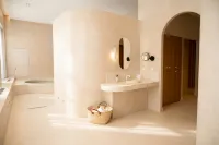 Boutique-Hôtel Le N3 par Champagne Thiénot - Spa