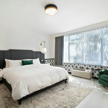 Casablanca Inn