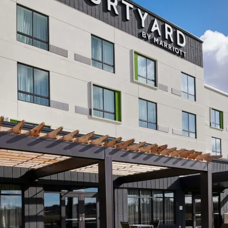 Courtyard Jackson