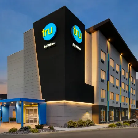 Tru by Hilton Sandusky