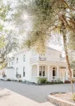 Inn at Salvestrin - parking