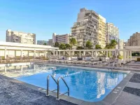 LSI Resorts at Ala Moana - Rooftop Pools