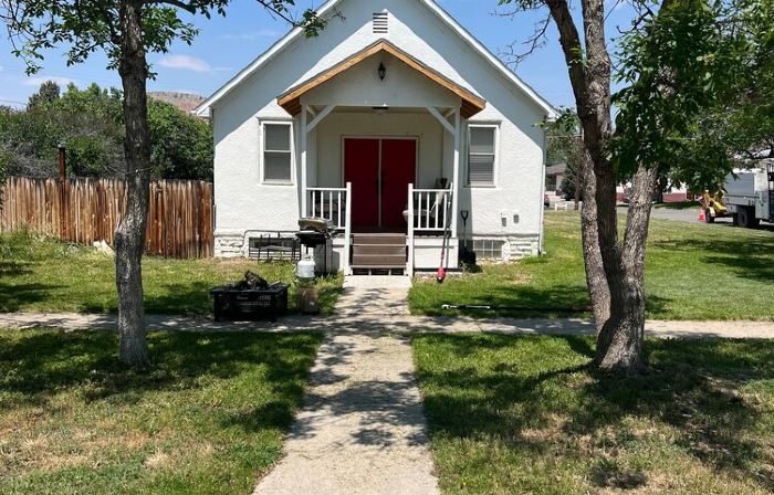 4 bedrooms 3 bath, Tranquil Home, Master suite & Jet tub, Mins from Hot Springs