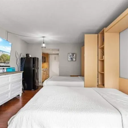 Caravelle Towers 331