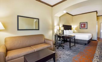 La Quinta Inn & Suites by Wyndham Eastland