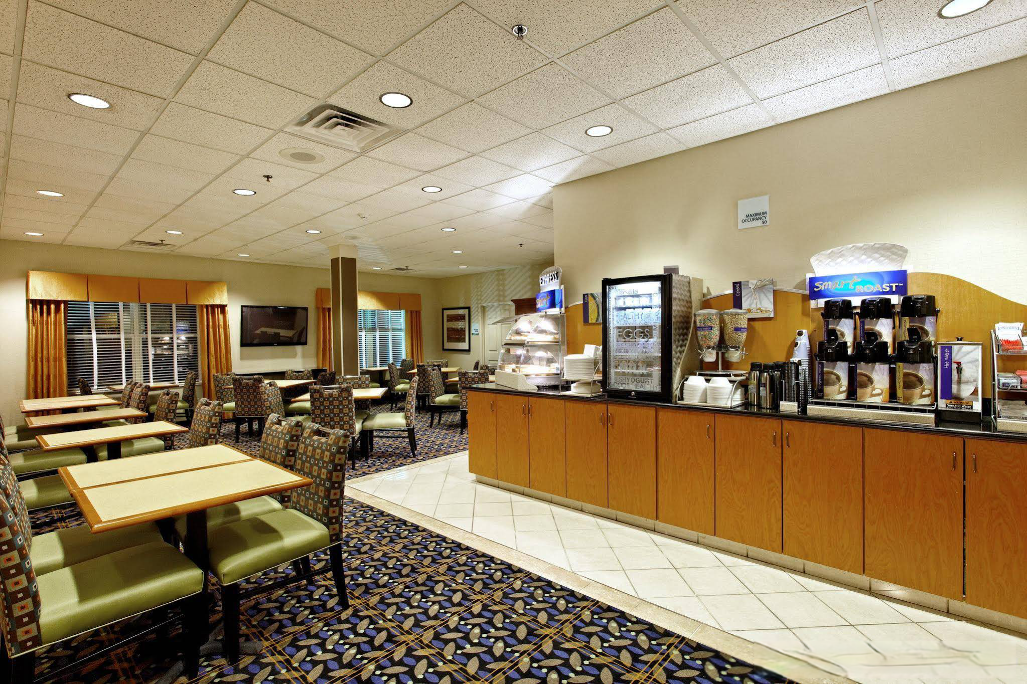 Country Inn & Suites by Radisson, Evansville, IN