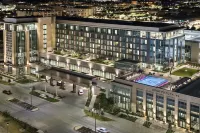 Texas A&M Hotel and Conference Center Hotel dekat The Bush School of Government and Public Service
