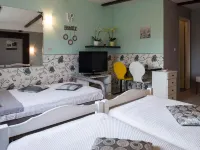 Rooms Madison Hotels near Jarun
