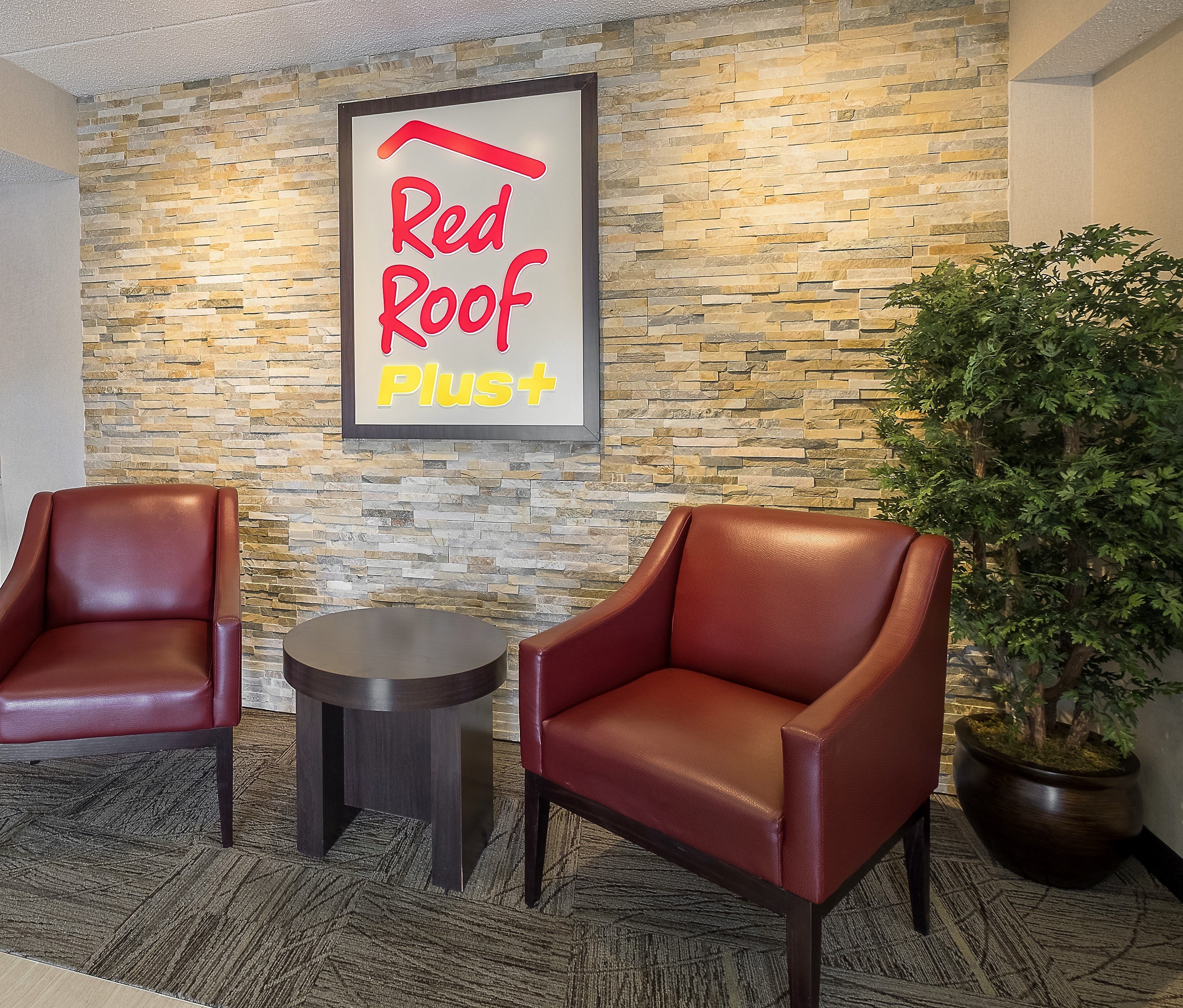 Red Roof Inn Plus + Boston - Framingham