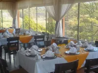 Hotel Pie de la Sierra