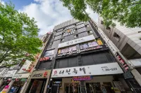 Pyeongchon Zzam Hotel di Anyang