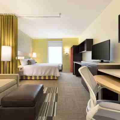 Home2 Suites by Hilton la Crosse Rooms