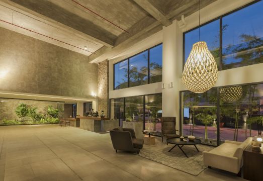 1. 진홀드 호텔 &..