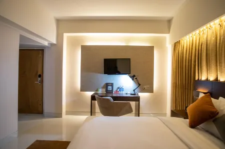 Jatra Flagship Khulna City Centre