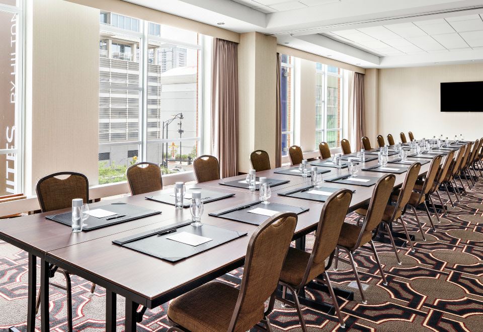 힐튼 가든 인 시카고 맥코믹 플레이스 뷰