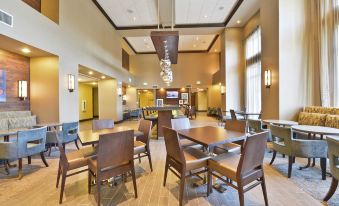 Hampton Inn & Suites Greensboro/Coliseum Area