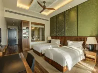 DoubleTree by Hilton Weerawila Rajawarna Resort Hotels in Hambantota