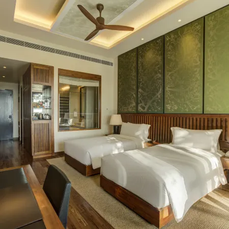 DoubleTree by Hilton Weerawila Rajawarna Resort