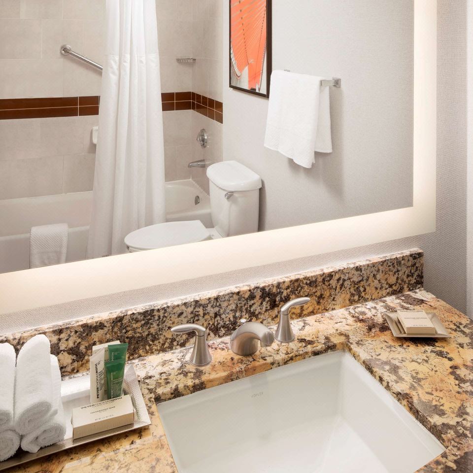 ヒルトン ユニバーシティ オブ フロリダ コンフェレンス センター ゲインズヴィル ホテル ゲーンズビル を宿泊予約 22年安い料金プラン 口コミ 部屋写真 Trip Com