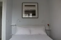 Stunning Clifton Flat in Amazing Central Location Hotels in St Michael's Hill