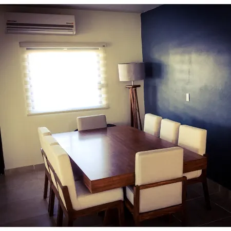 Big House Pool  Grill, 4 Bedrooms 12 Ppl AC Ocean View TV Wifi