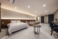 Okcheon Daecheong Hotel Hotels in Okcheon-gun