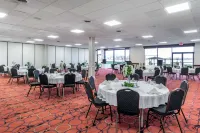 Best Western Plus Lake Front Hotel