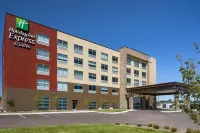 Holiday Inn Express & Suites Gaylord