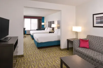 Holiday Inn Express & Suites Omaha West Hotels in Chicago