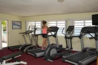 Secret Harbour Beach Resort - Gym