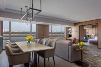 Surat Marriott Hotel Hotel in zona Raghuvir vadi