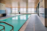 Sandman Signature Saskatoon South Hotel - piscine