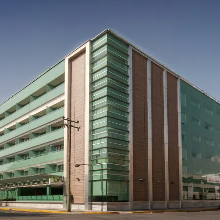Holiday Inn MEXICO ZONA CENTRO by IHG Отели рядом с достопримечательностью «Театр «Сан-Рафаэль»»